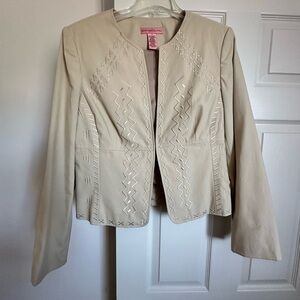 Bandolino Beige Women's Blazer with Embroidered Geometric Accents
